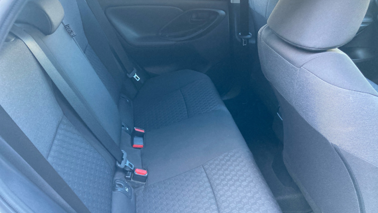 Toyota Yaris 1.5 Hybrid Design 5dr CVT Hybrid Hatchback